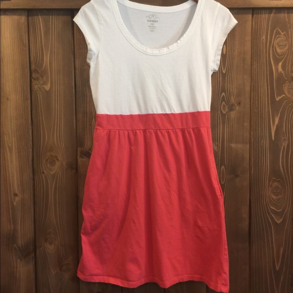 Old Navy Dress with POCKETS - Picture 3 of 6